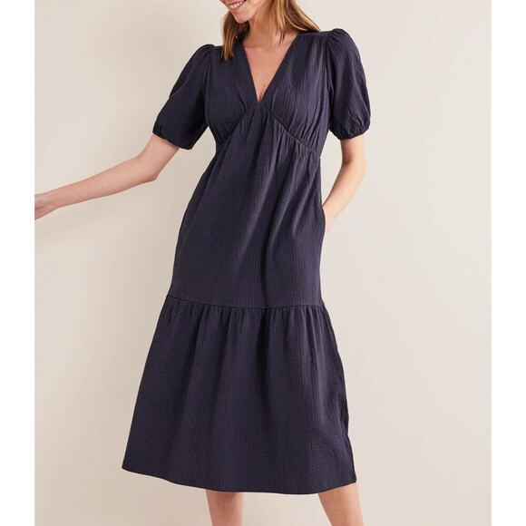 Boden Dresses & Skirts - BODEN Navy Blue Jersey Seersucker Puff Sleeve V-Neck Cotton Midi Dress
